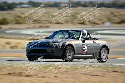 media/Dec-13-2025-Extreme Speed (Sat) [[d129ecb0b9]]/High Inter/Session 2 (Turn 4)/